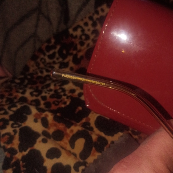 Pomellato Gold Sunglasses with Red Case - Picture 4 of 5